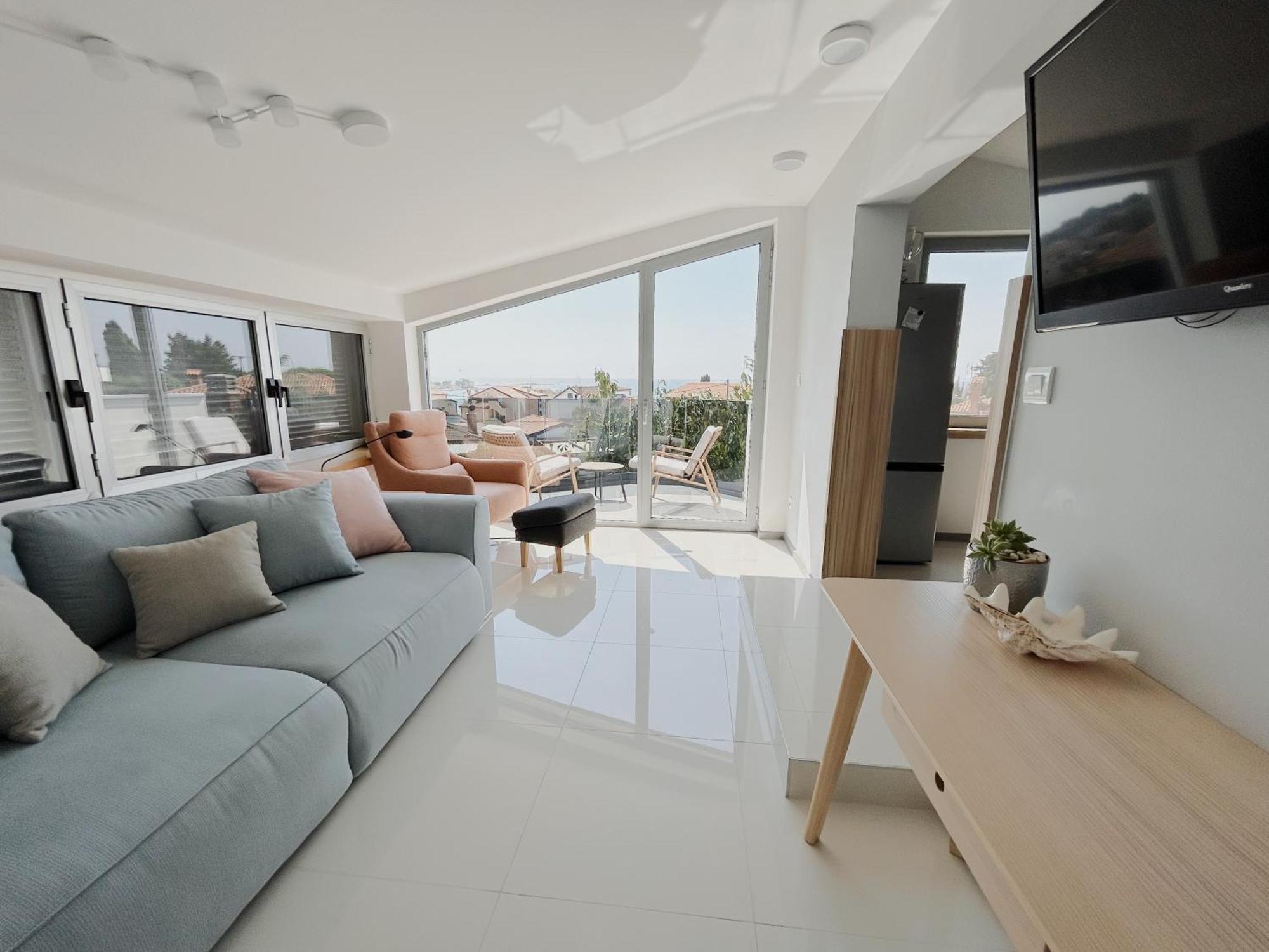 잠브라티야 Sunny House 아파트 외부 사진