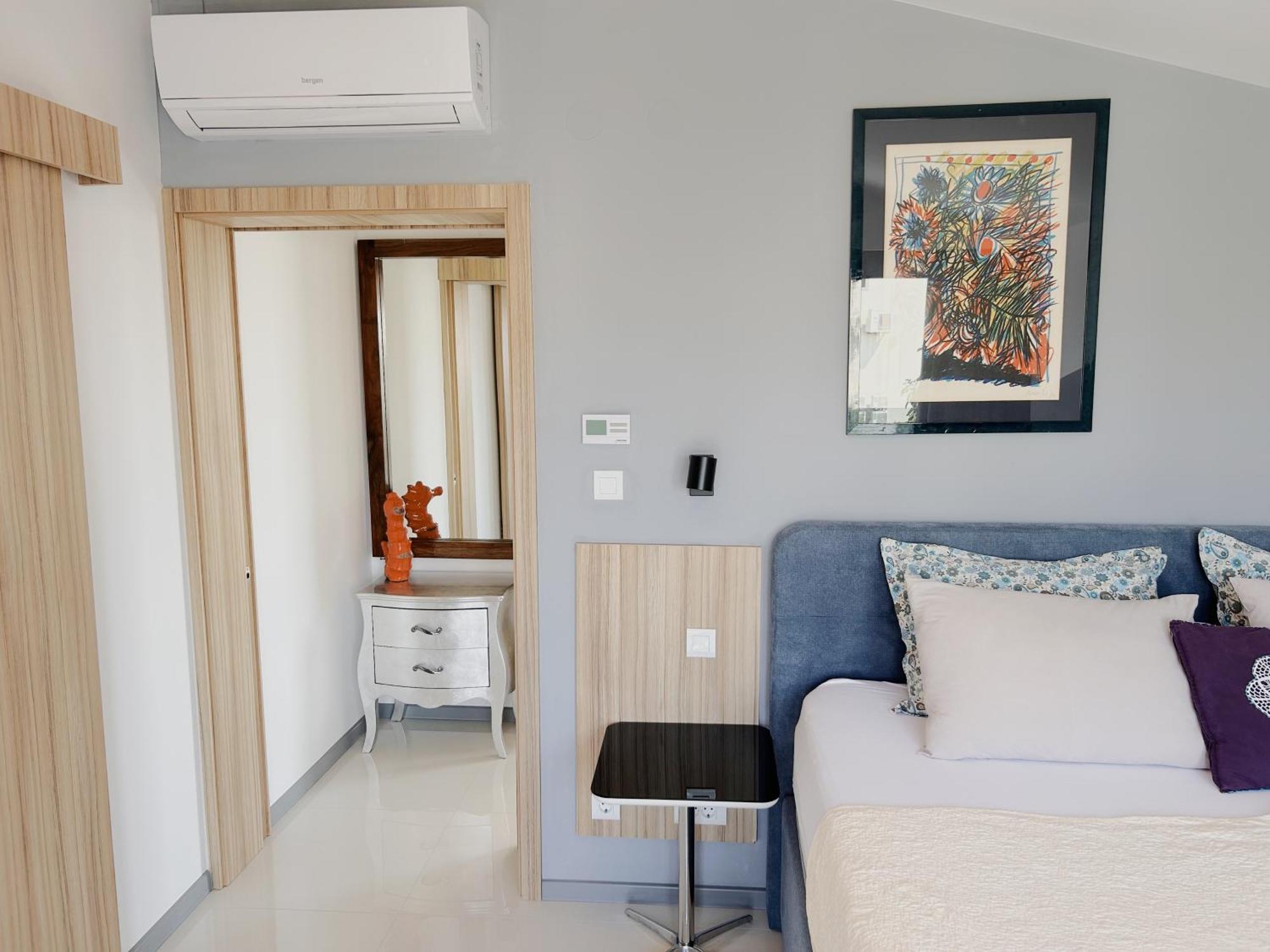 잠브라티야 Sunny House 아파트 외부 사진